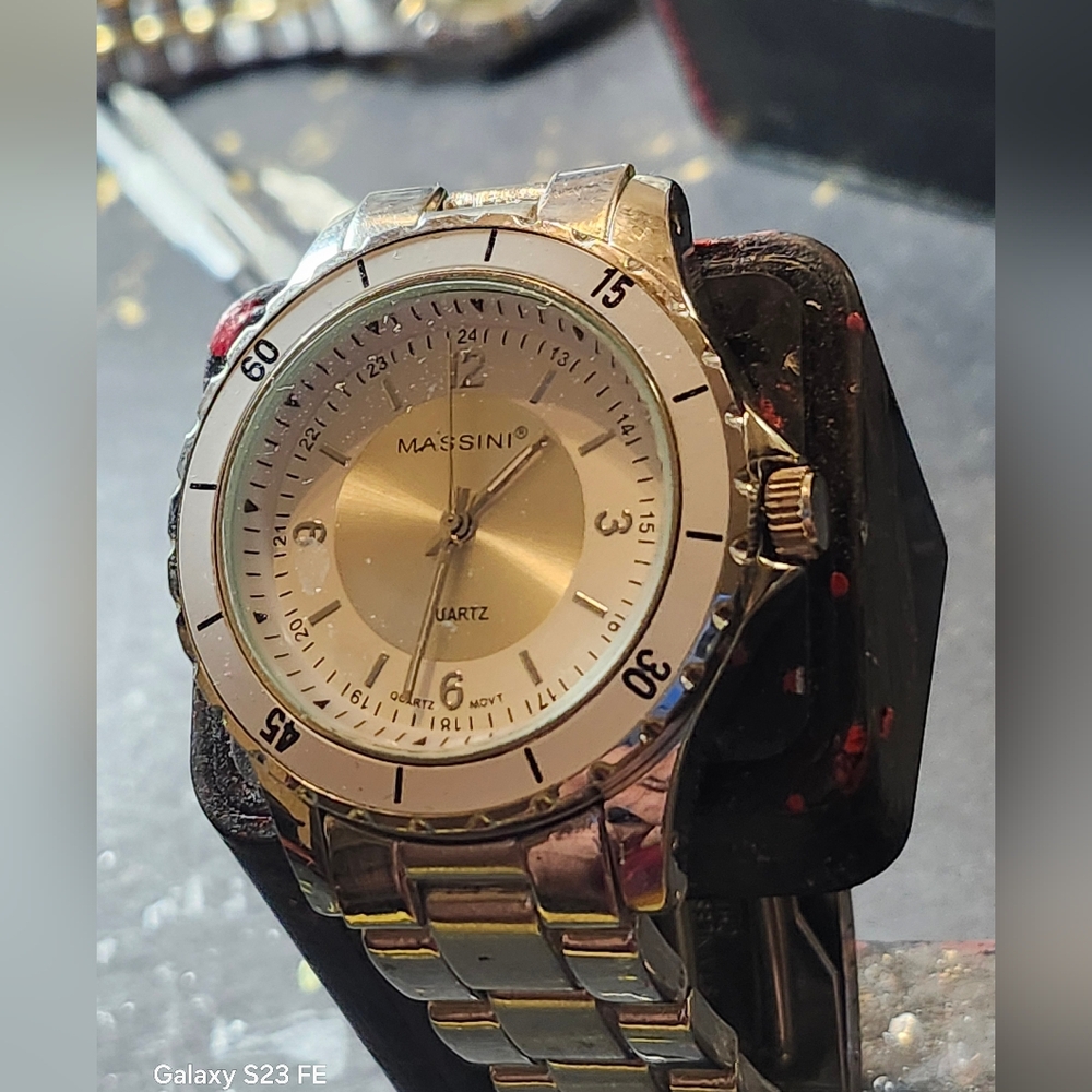 Mens Massinni Quartz Watch